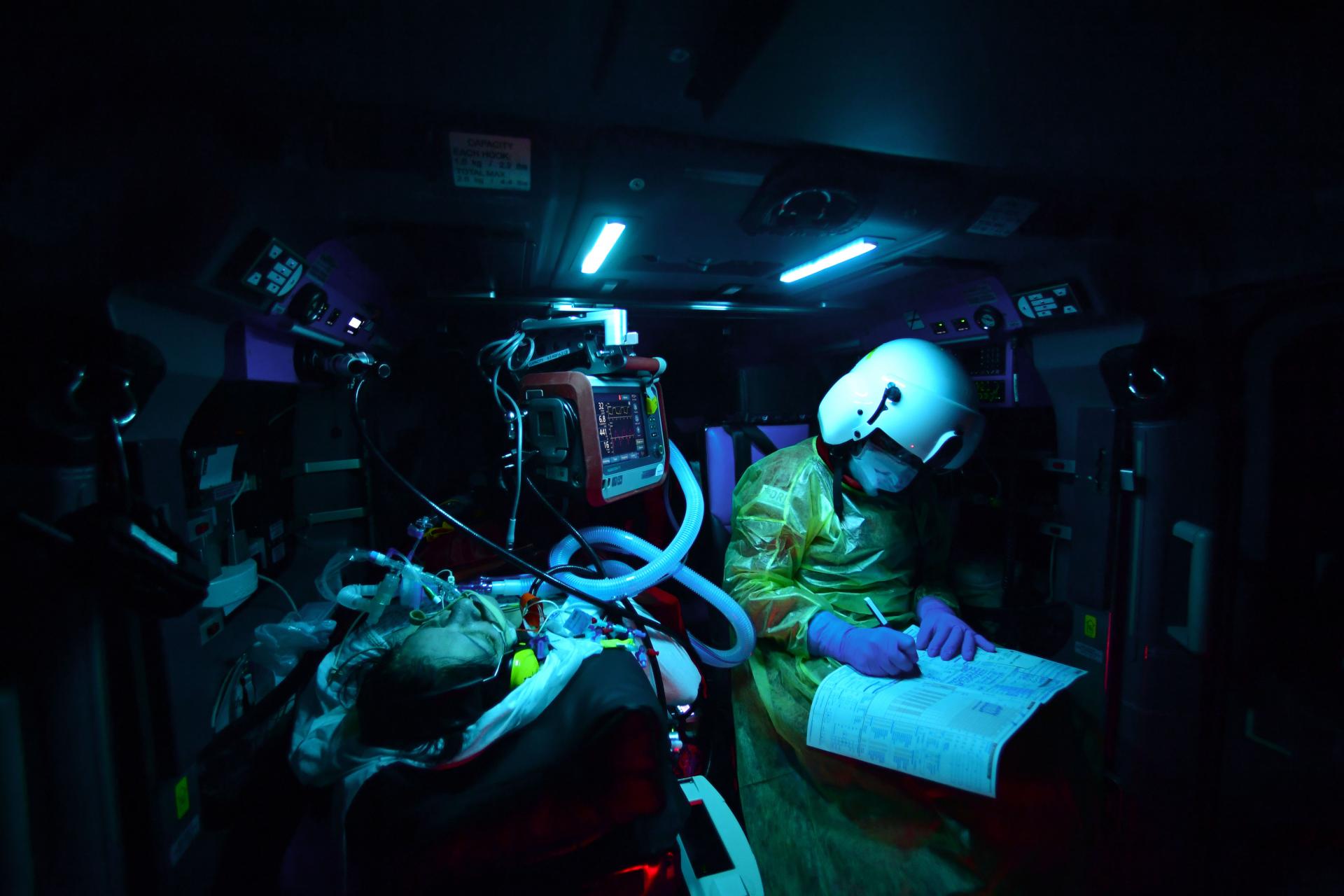 London Photography Awards Winner - 4th COVID-19 Wave