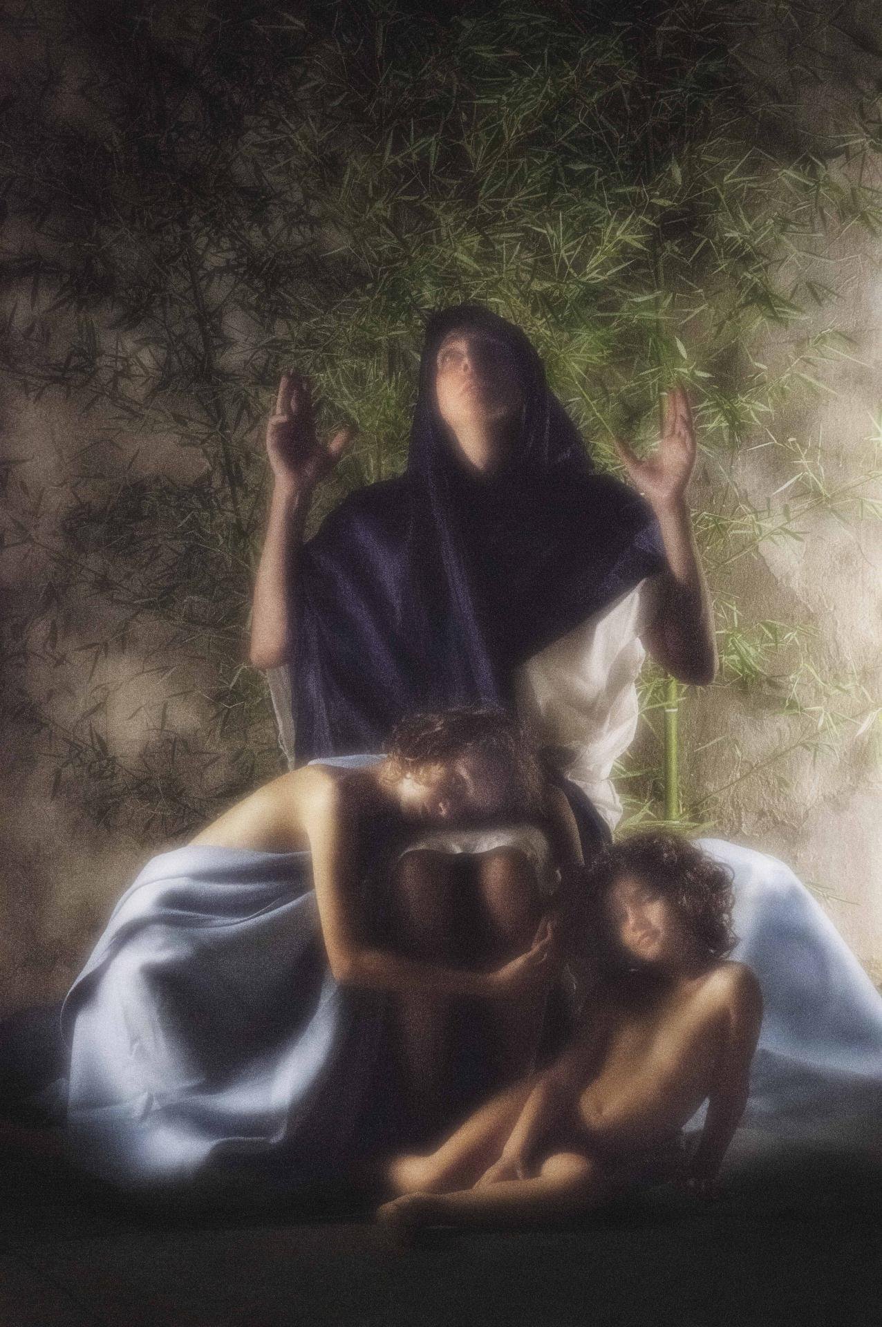 London Photography Awards Winner - Apostle with Angels