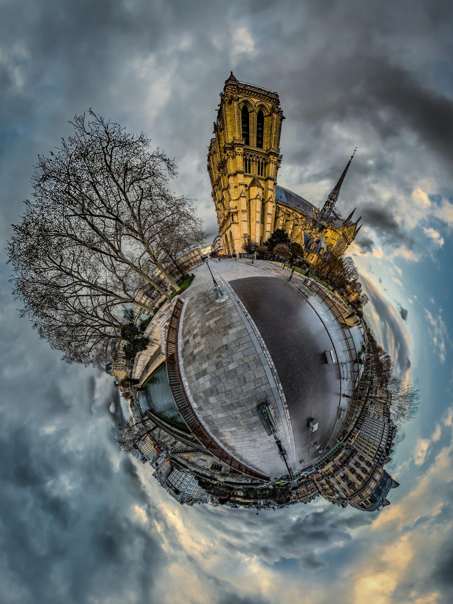 London Photography Awards Winner - Tiny Planet-sur-Seine
