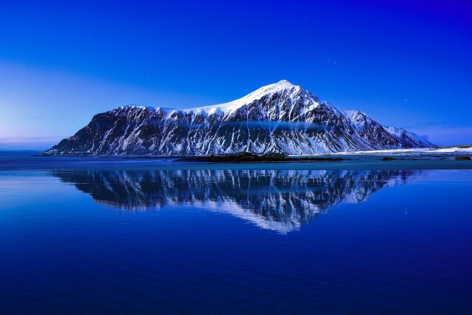 London Photography Awards Winner - Blue