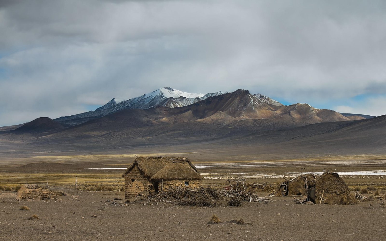 London Photography Awards Winner - A storm in andean life