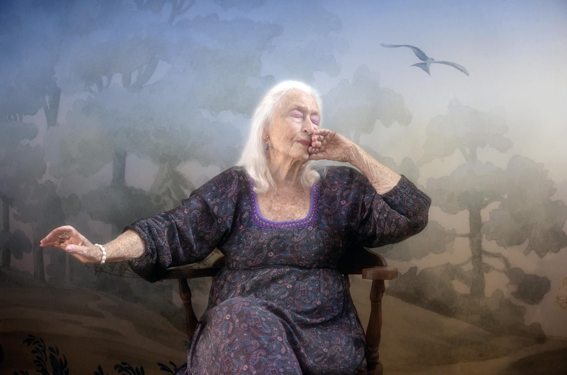 London Photography Awards Winner - Ballet Dancer and Choreographer, Eileen Kramer aged 104 