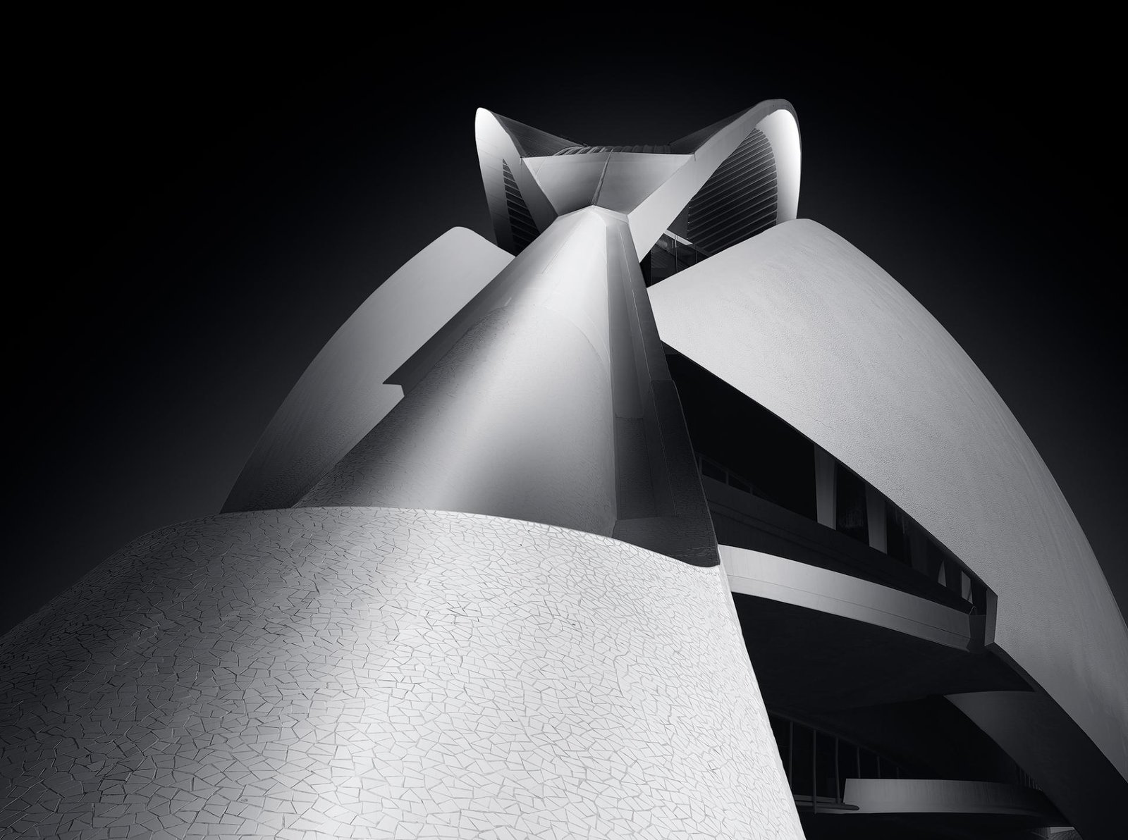 London Photography Awards Winner - The Dark World of the city of art