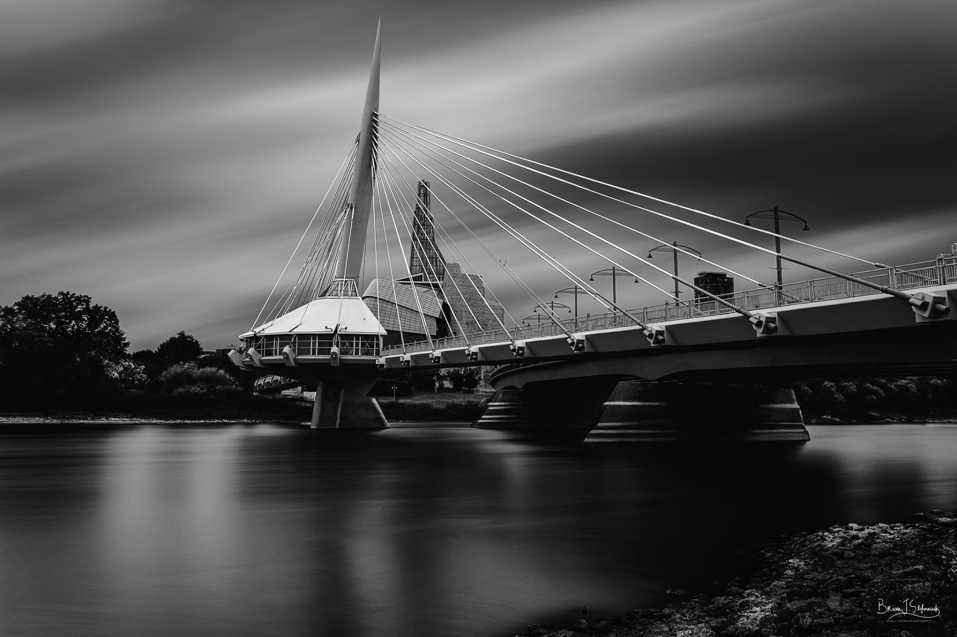 London Photography Awards Winner - ESPLANADE RIEL