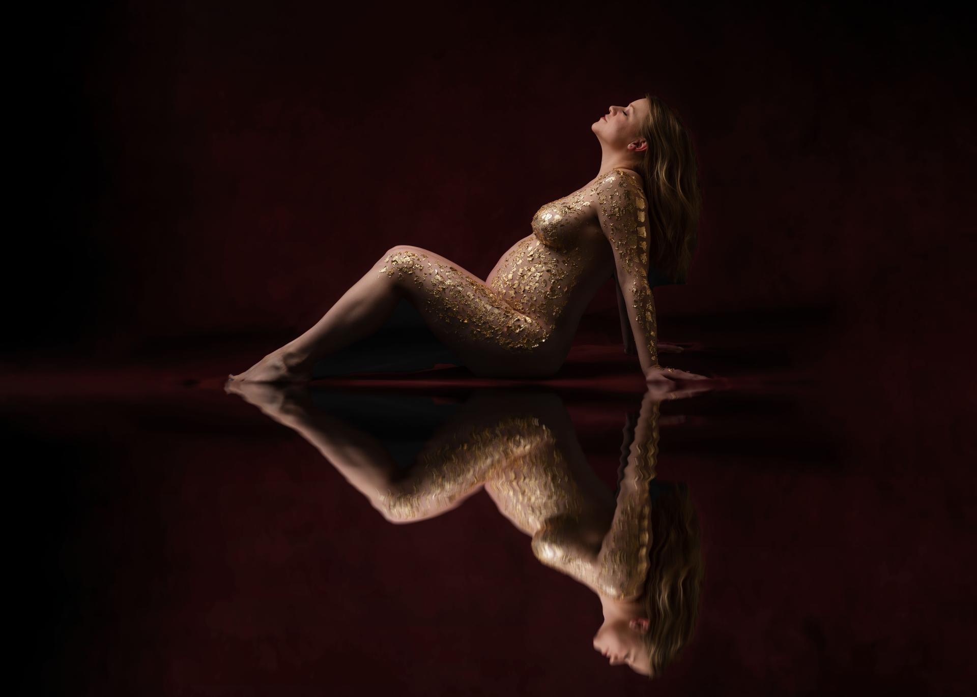 London Photography Awards Winner - Maternity