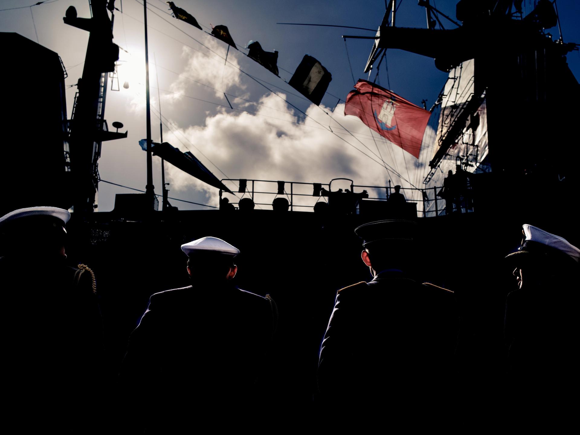 London Photography Awards Winner - Embarking
