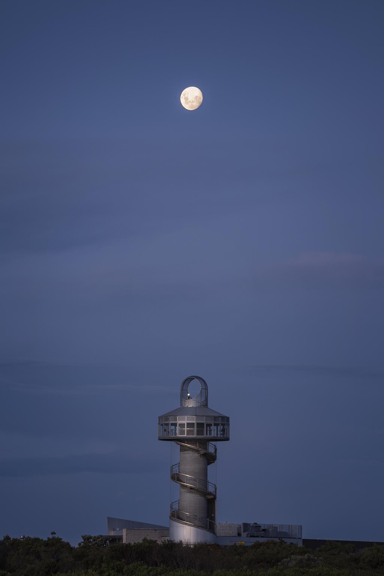 London Photography Awards Winner - Ground Control