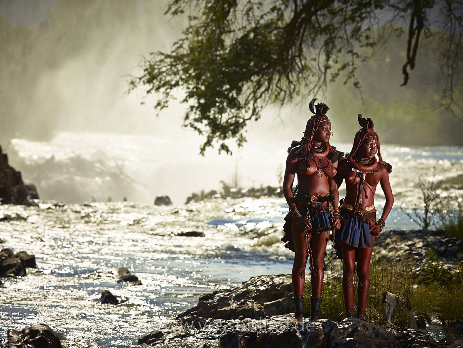 London Photography Awards Winner - Beauties in front of the Waterfall