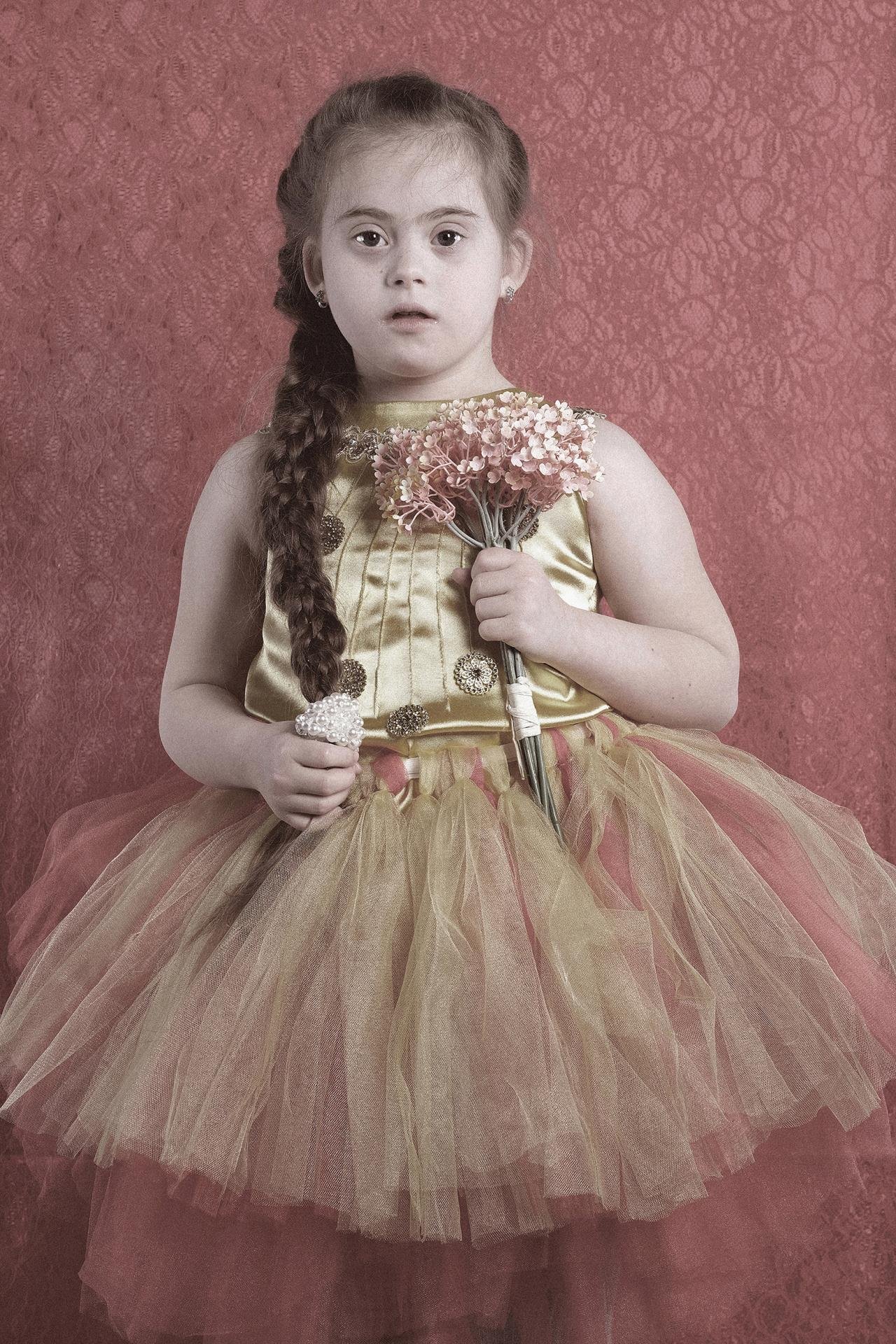 London Photography Awards Winner - Sunny girl.