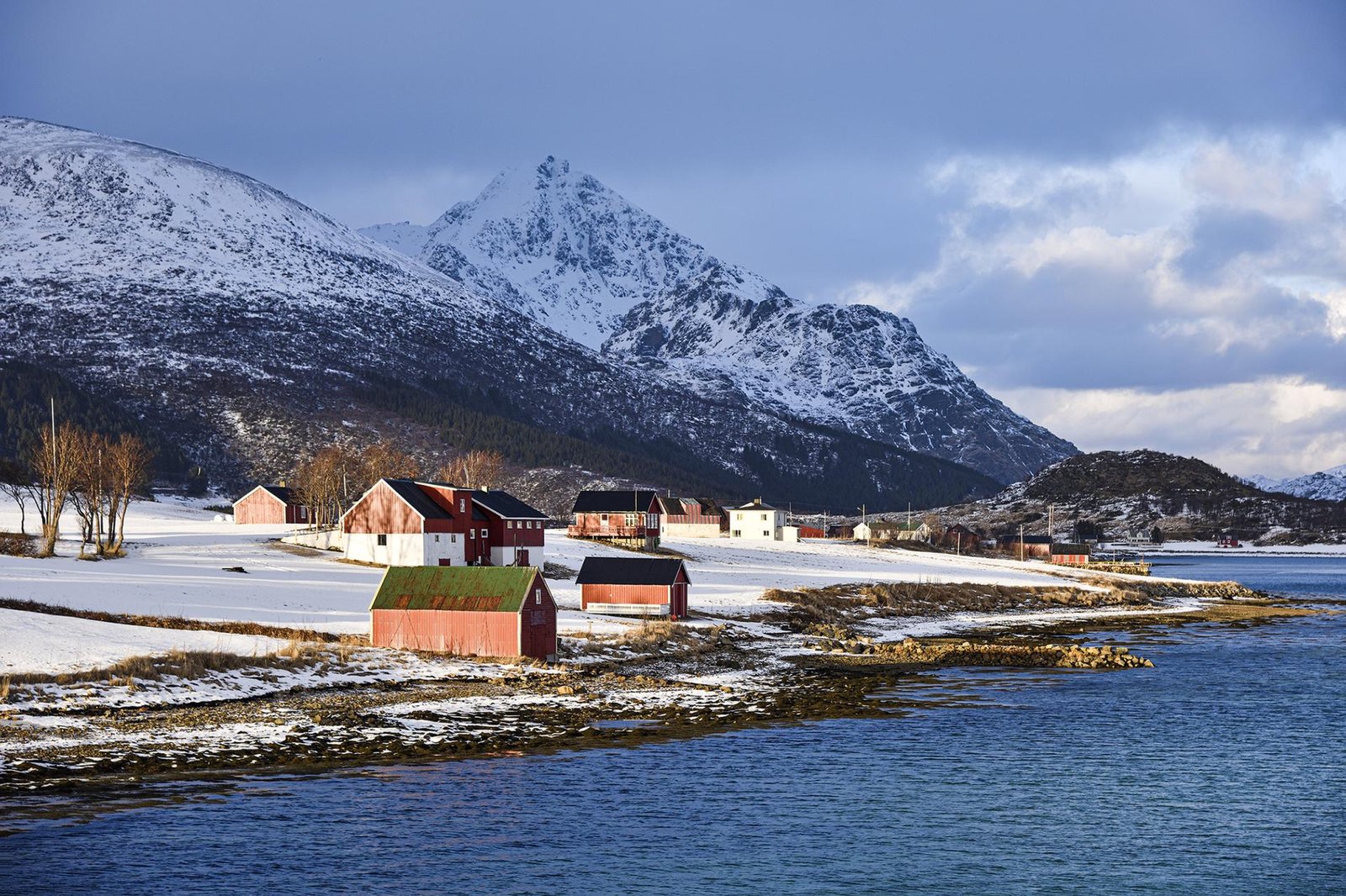 London Photography Awards Winner - Lofoten Rorbuer #1