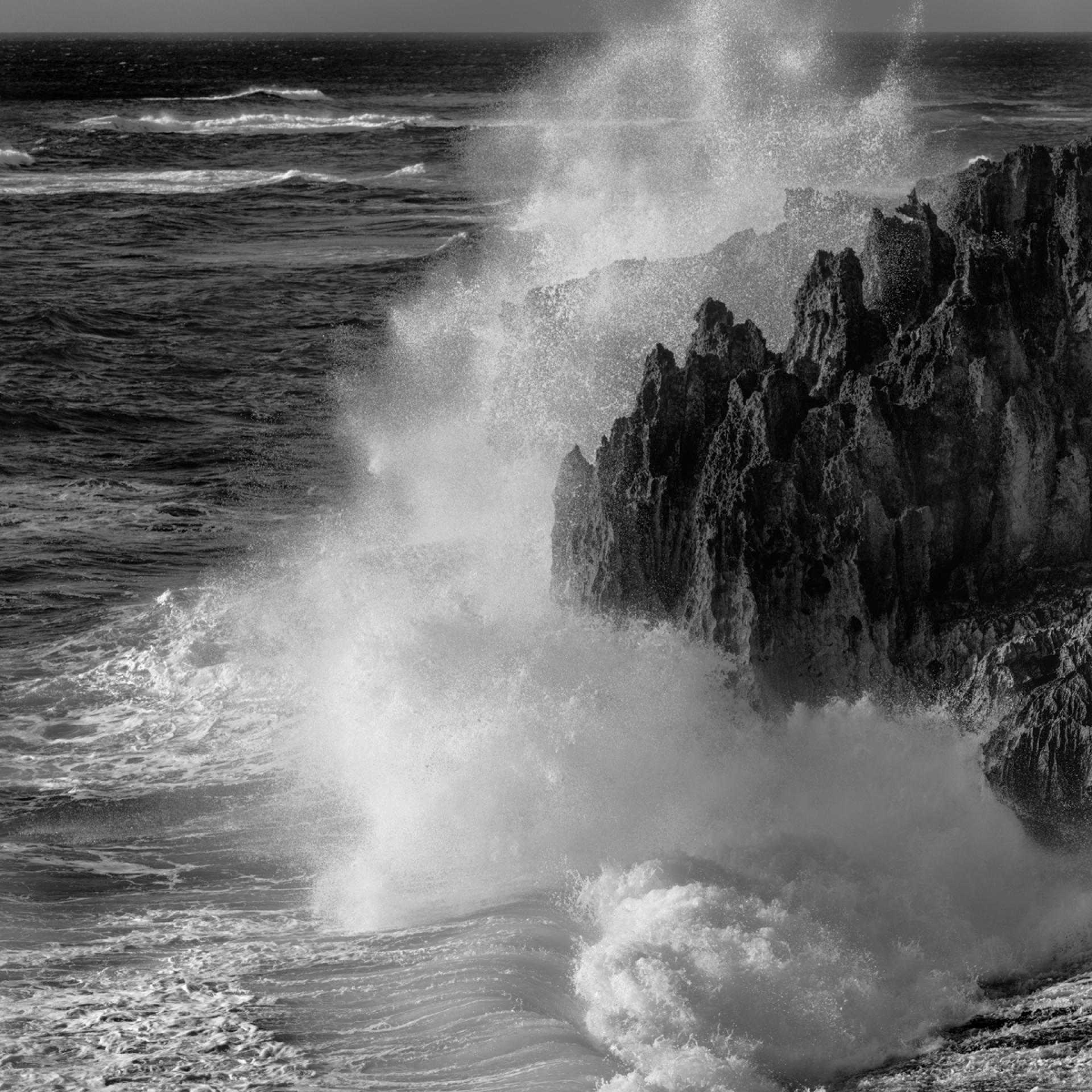 London Photography Awards Winner - MAKING WAVES