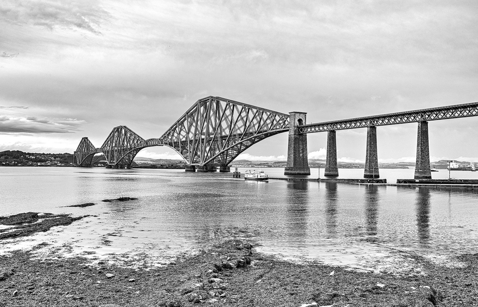London Photography Awards Winner - Forth Bridge