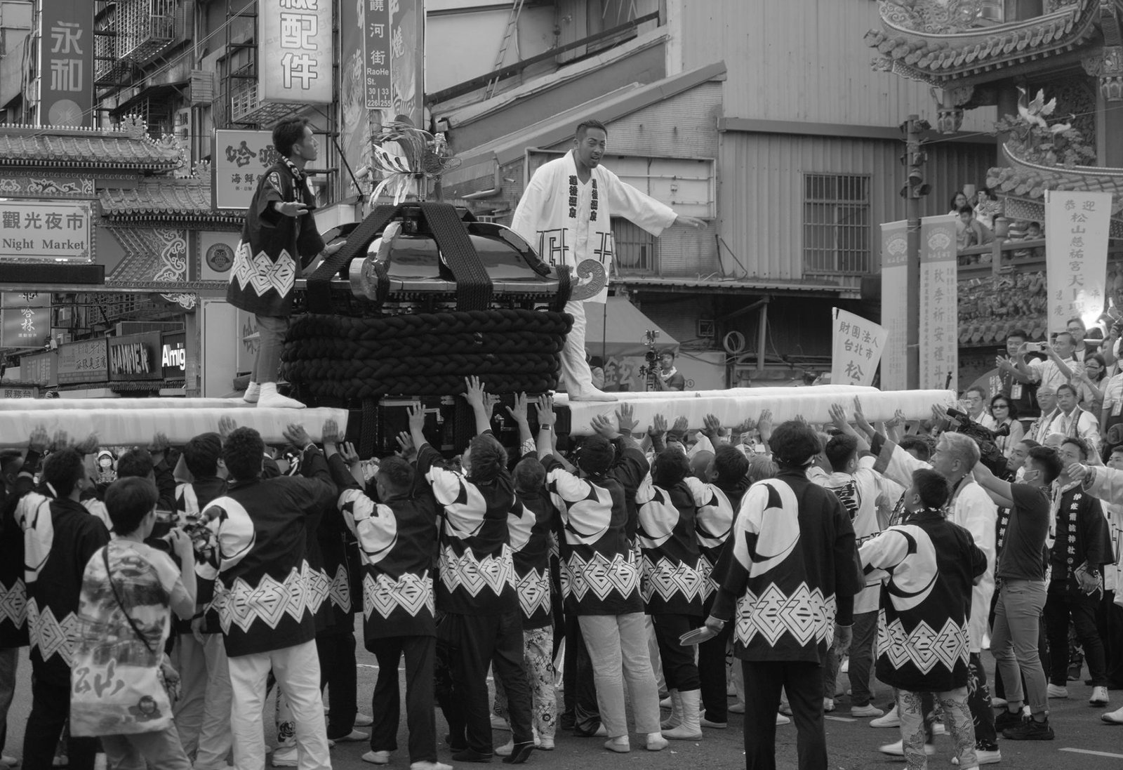London Photography Awards Winner - Japanese Angel's Sedan Chair