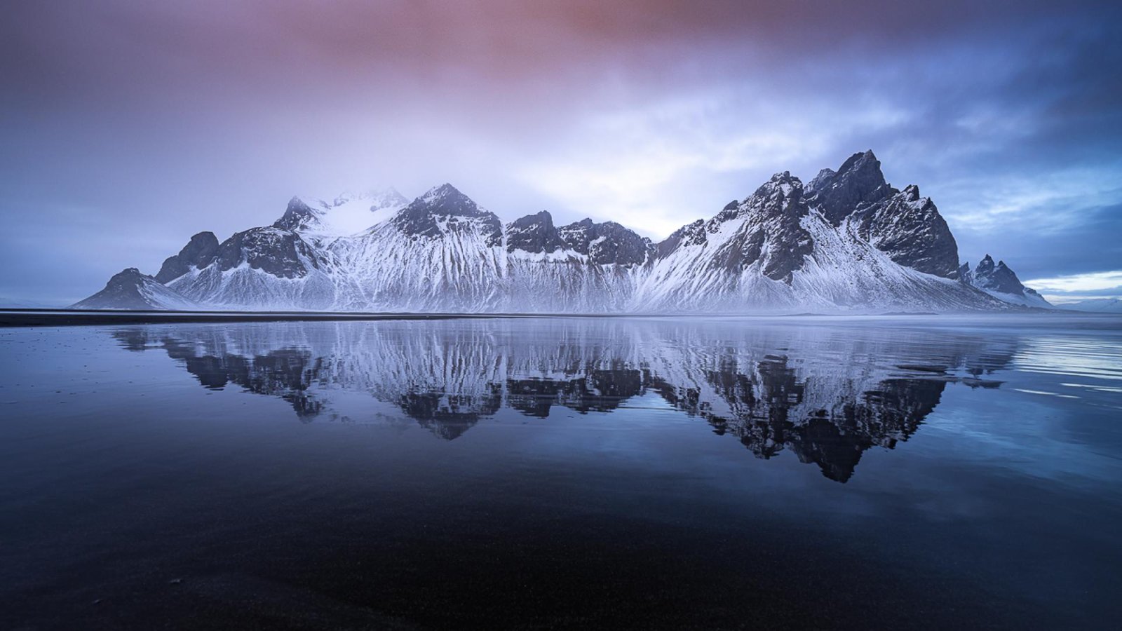 London Photography Awards Winner - Vestrahorn : nrohartseV