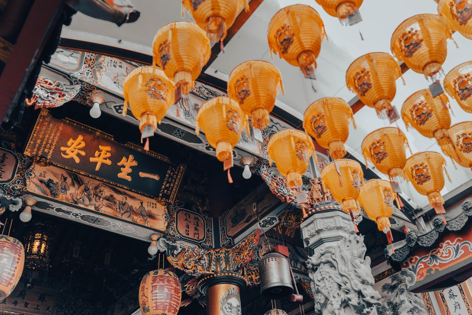 London Photography Awards Winner - Sacred Radiance: The Luminous Path of Maguang