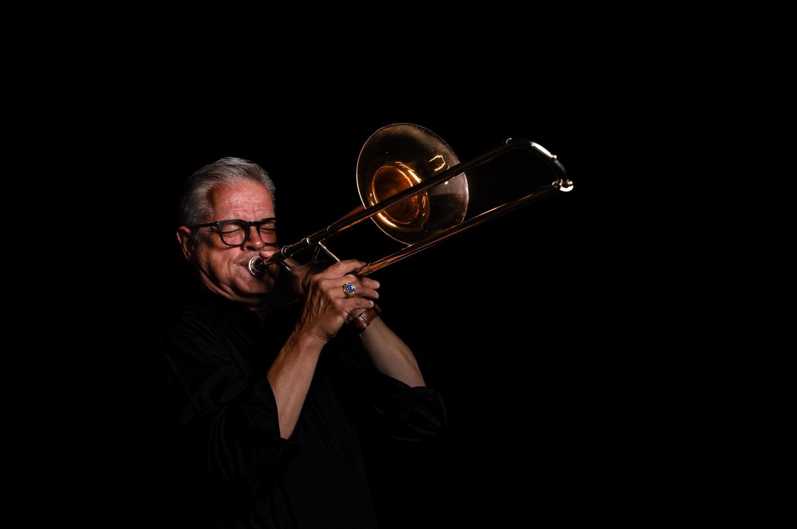London Photography Awards Winner - Musicians in the dark 