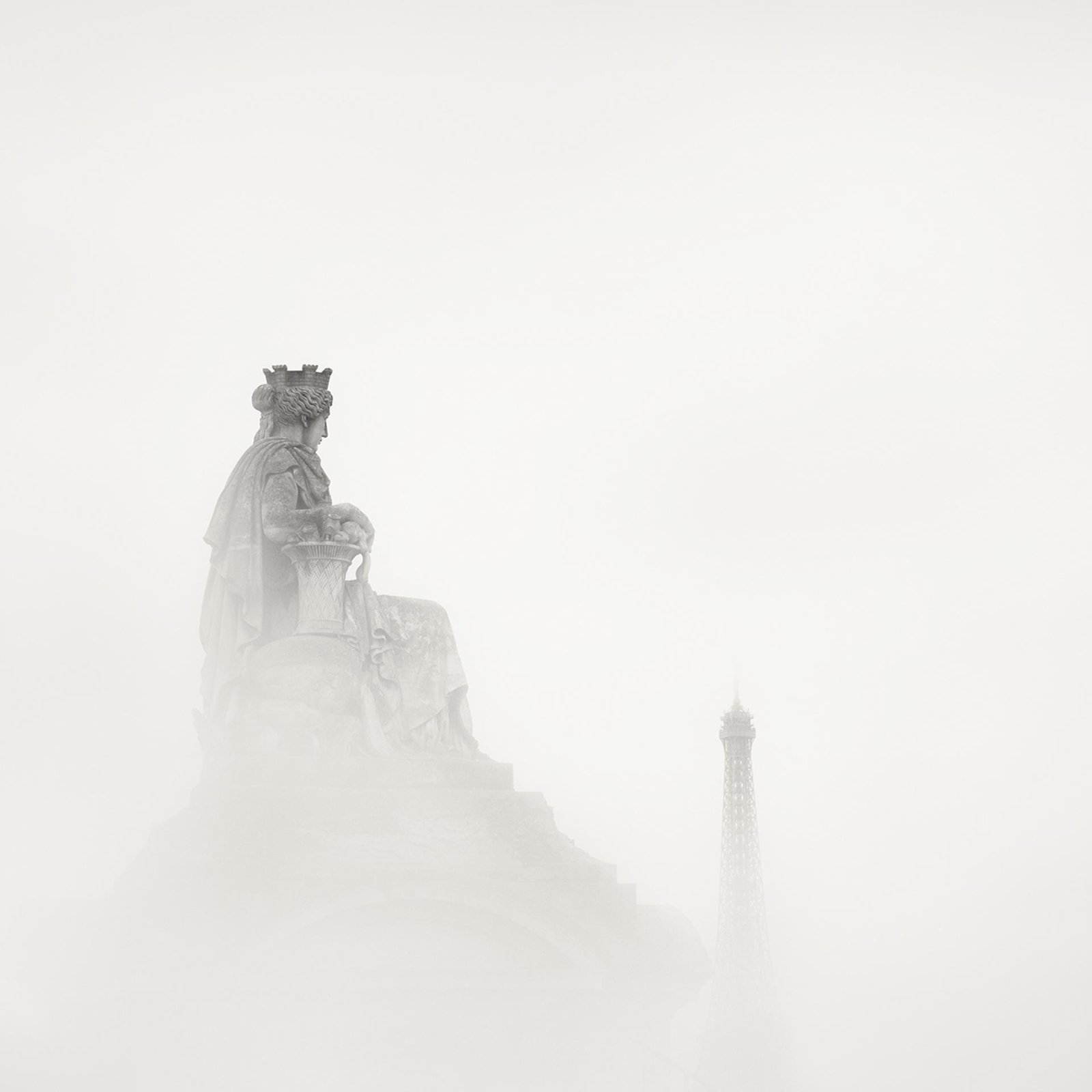London Photography Awards Winner - Sculptures | Tuileries Garden  