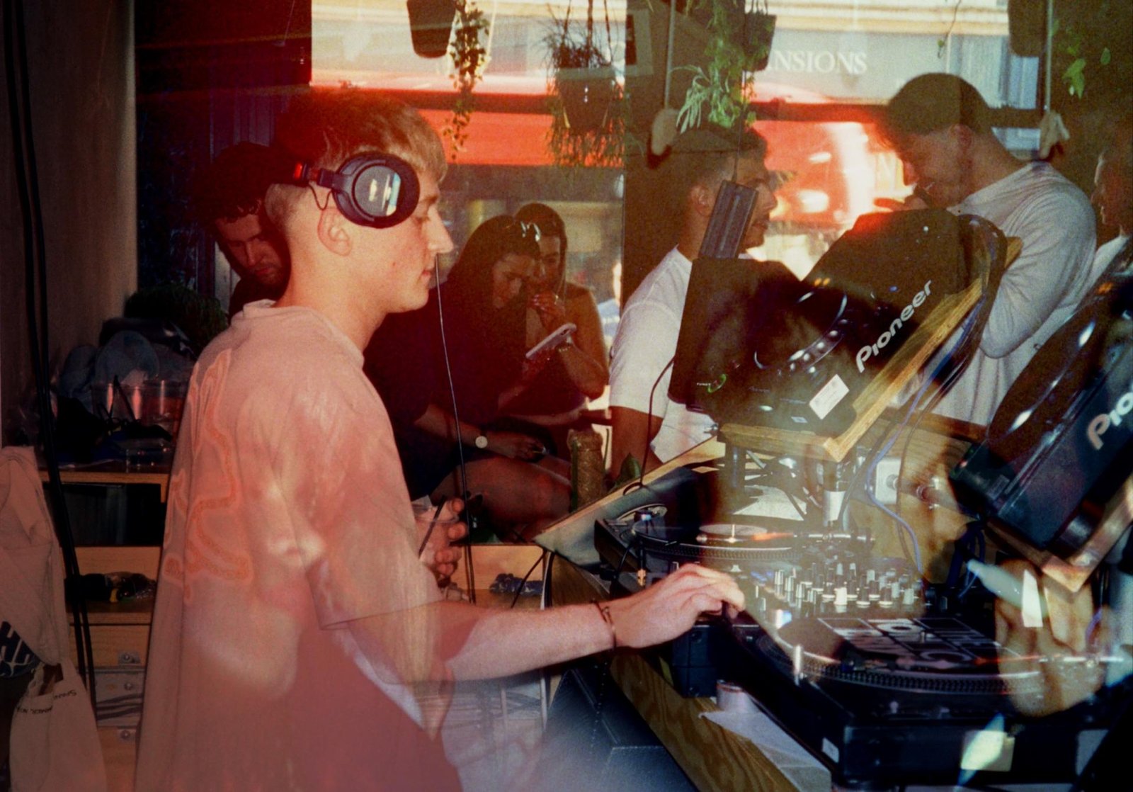 London Photography Awards Winner - EARGASM, Brixton