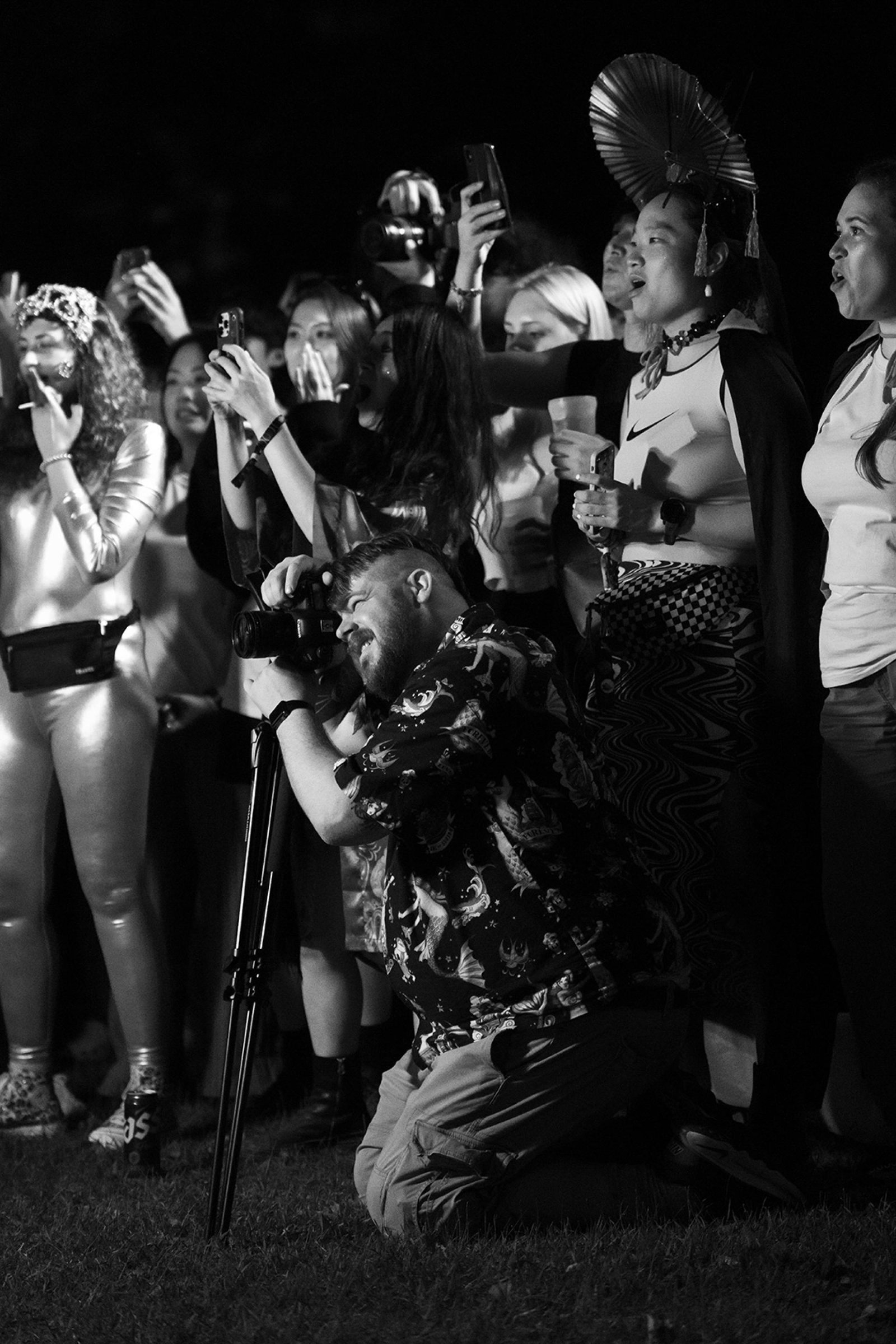 London Photography Awards Winner - Kneeling to See