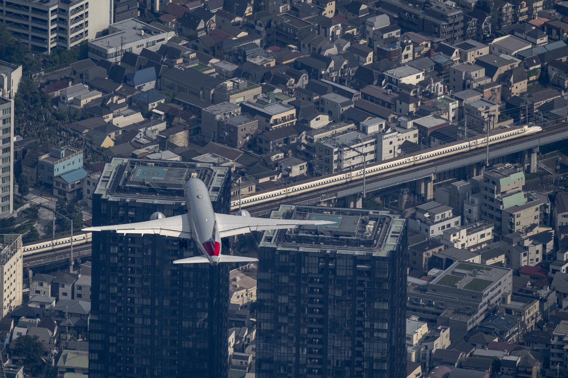 London Photography Awards Winner - Shinkansen and Airliner from the air